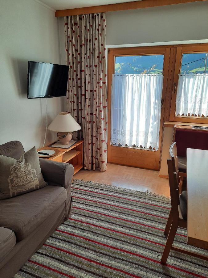 Hotel Haus Gmahblick Ferienwonungen Alpbach Zewnętrze zdjęcie