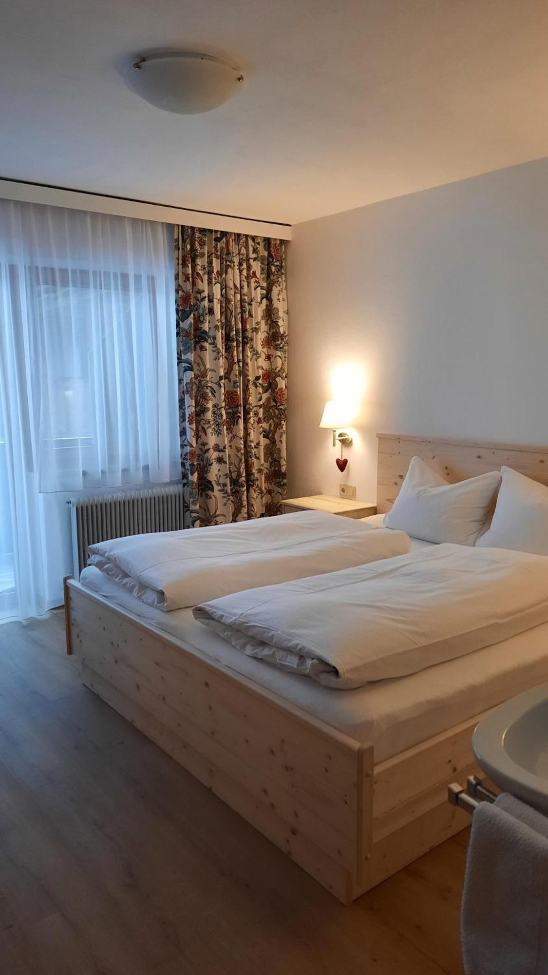 Hotel Haus Gmahblick Ferienwonungen Alpbach Zewnętrze zdjęcie