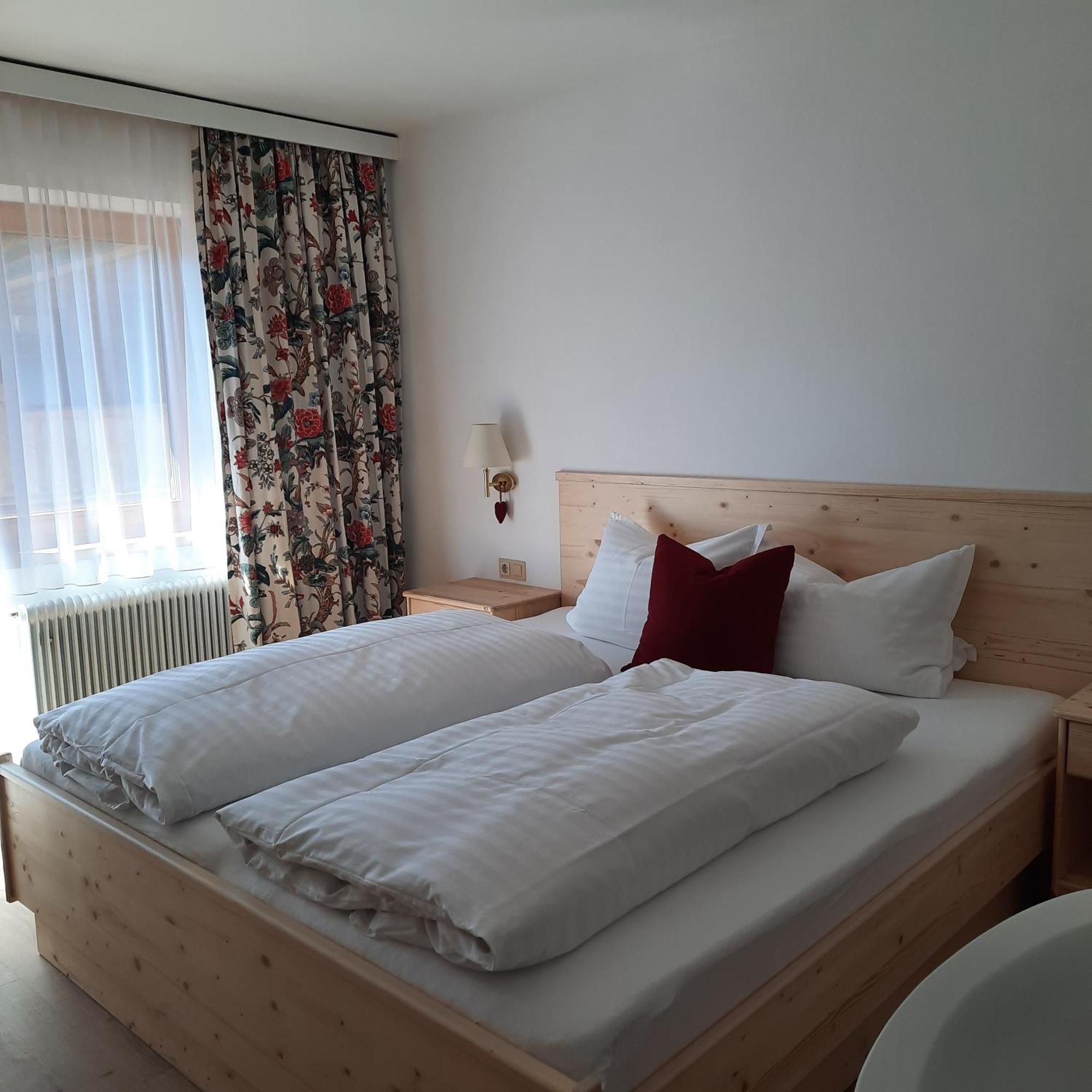 Hotel Haus Gmahblick Ferienwonungen Alpbach Zewnętrze zdjęcie