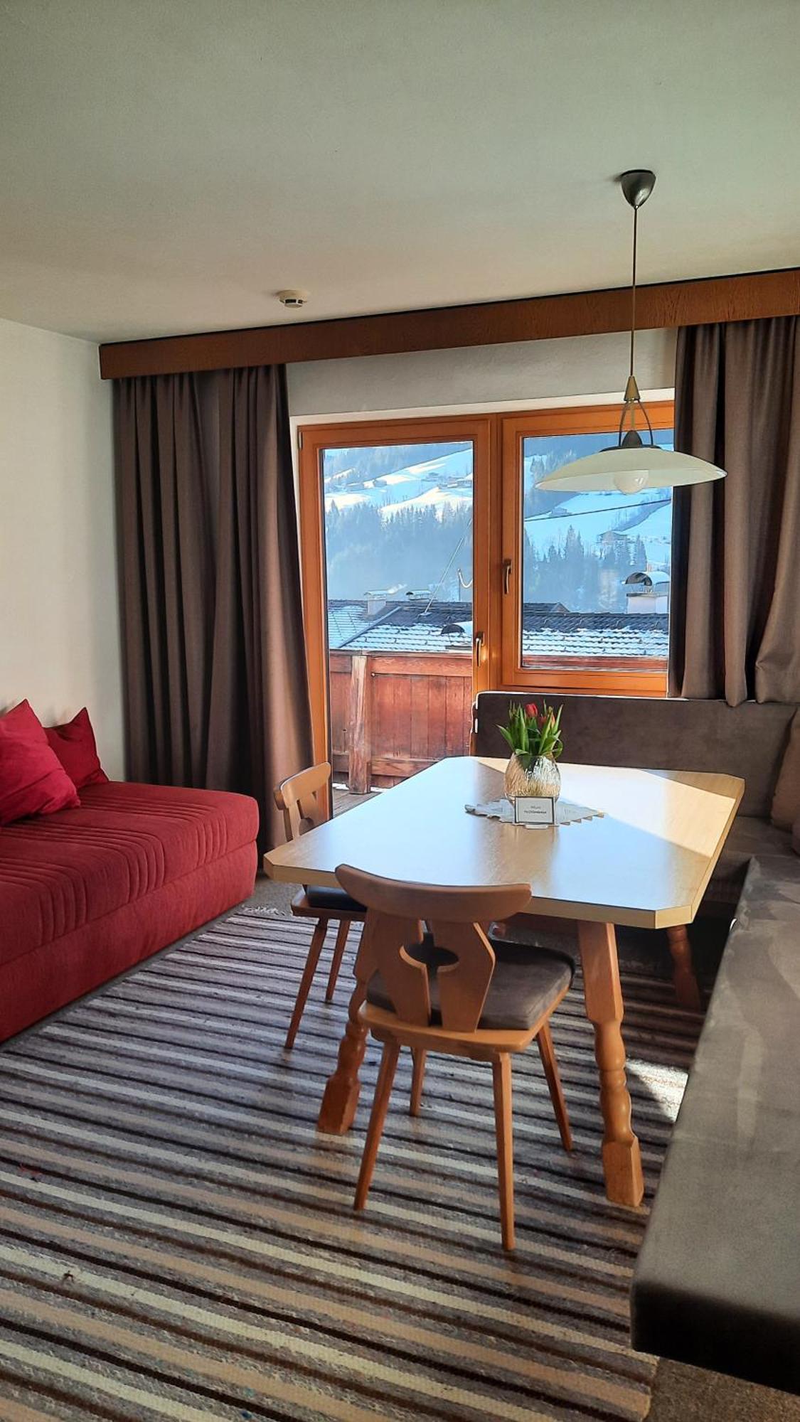 Hotel Haus Gmahblick Ferienwonungen Alpbach Zewnętrze zdjęcie